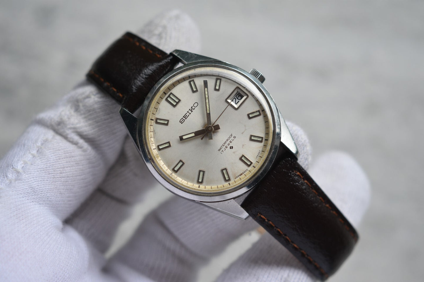 March 1970 Rare Vintage Seiko Date Mechanical Sunburst Dial Leather Dress Watch