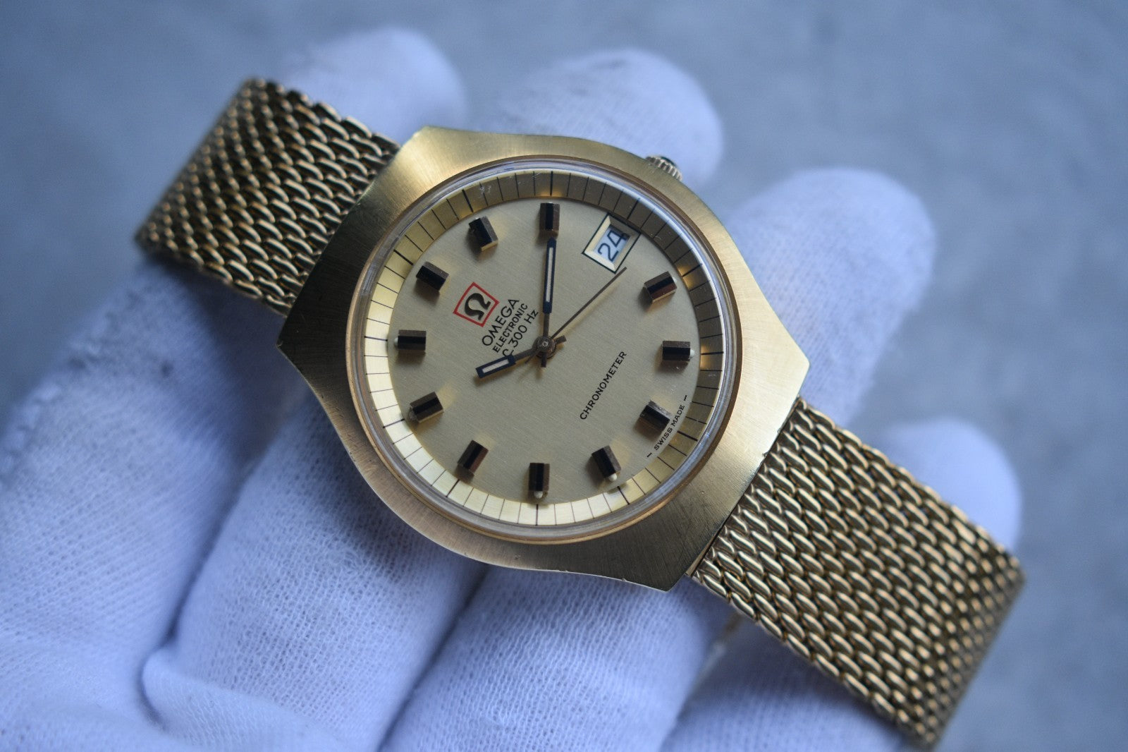 f7a41d76-4ca3-422b-93a0-3c5579e47ebb