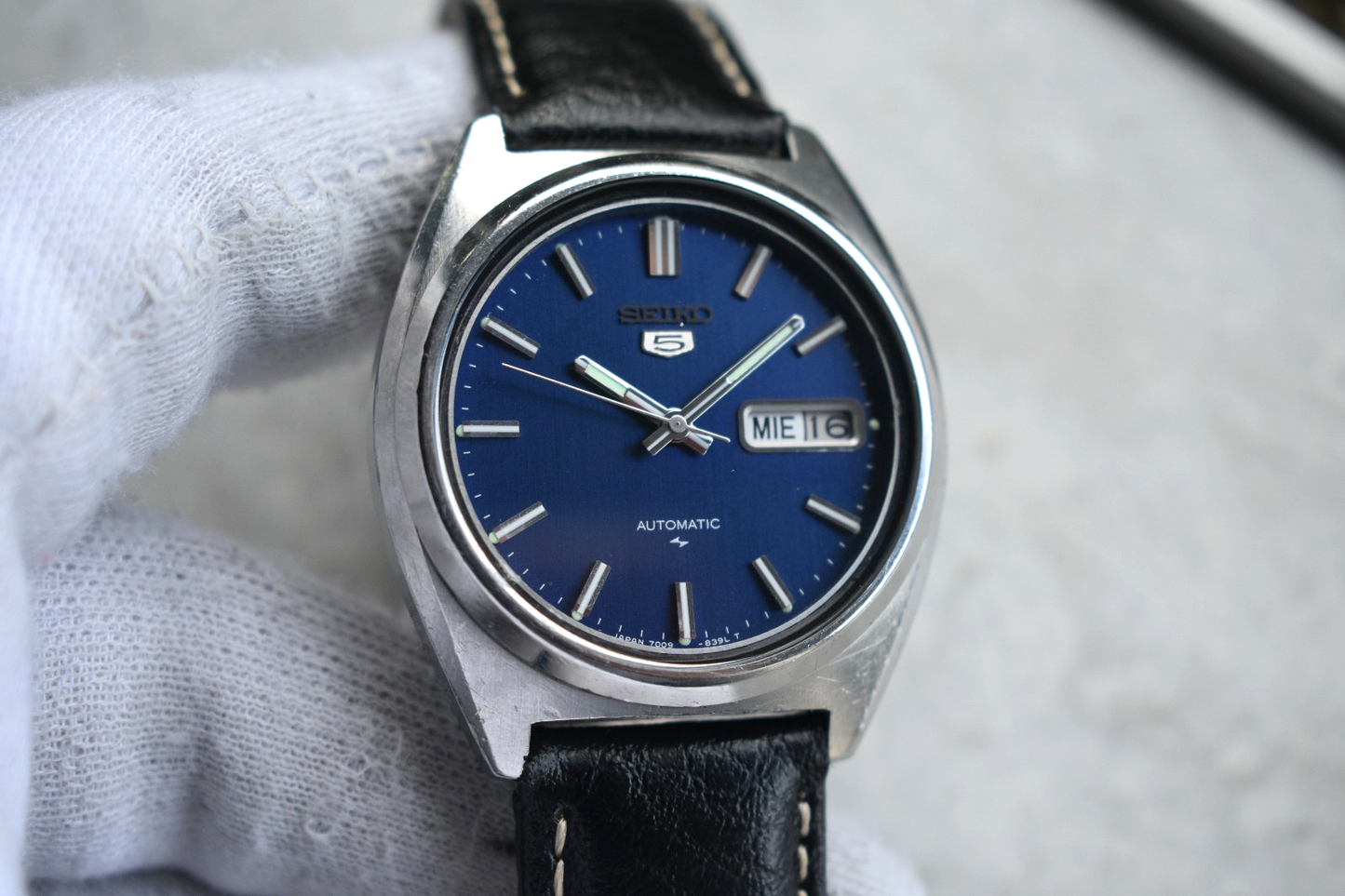 8301d04b-c547-410e-ae2a-12ce5b974e37