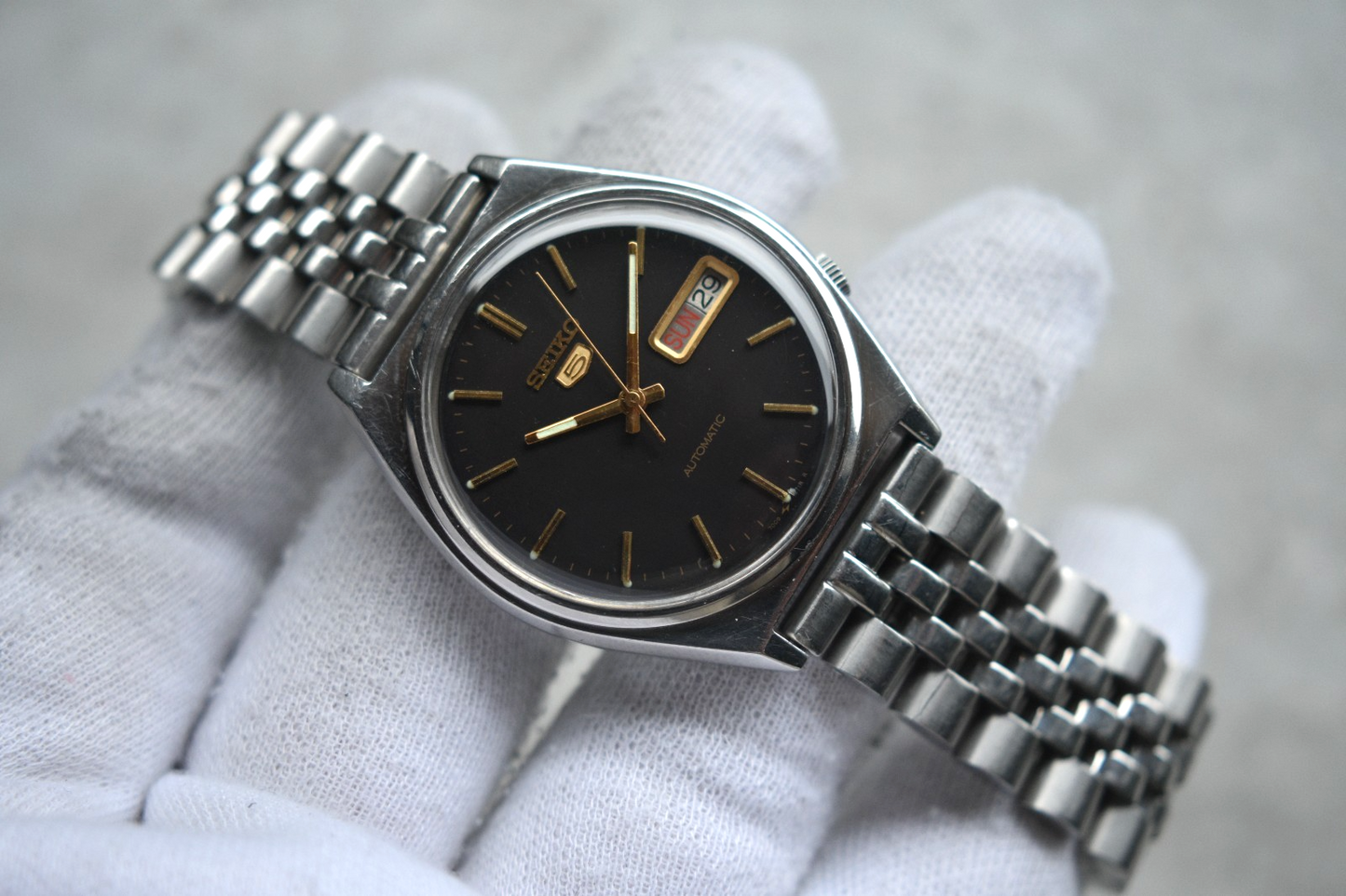 48dc01aa-2375-437b-adce-9f9df0fadf7e