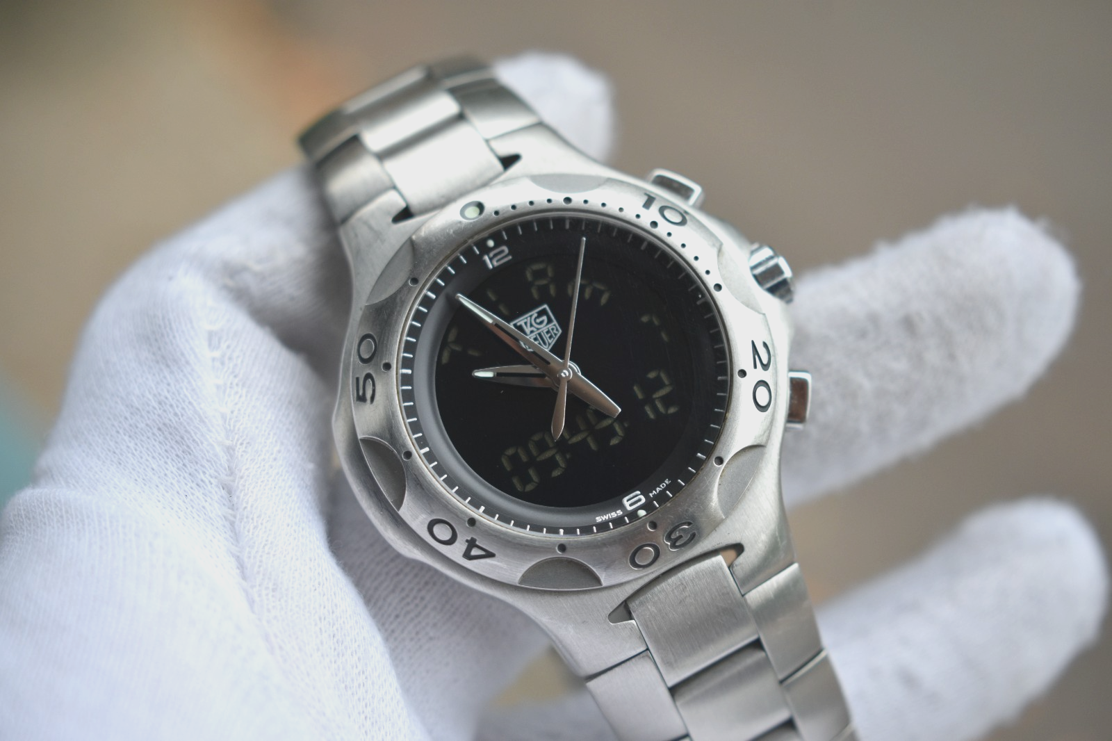 a8af50ab-6f94-4d51-a4c3-55eb318fa5f9