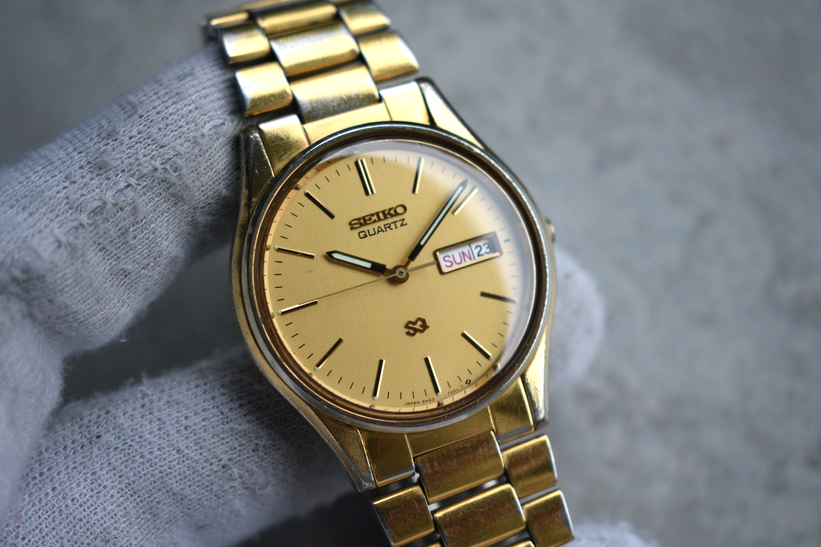 bdb04f59-d74b-4ca0-b2e7-92c869db6a21