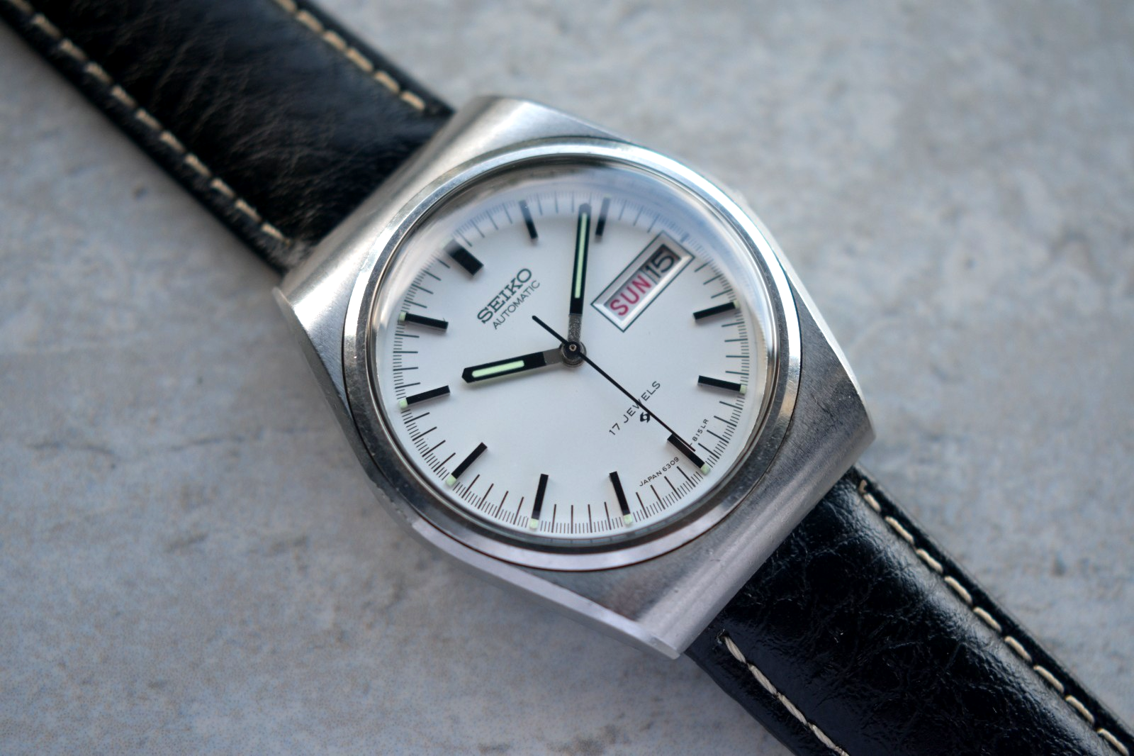 1020fe3b-9609-4b1b-b12d-ba2fae981bc2