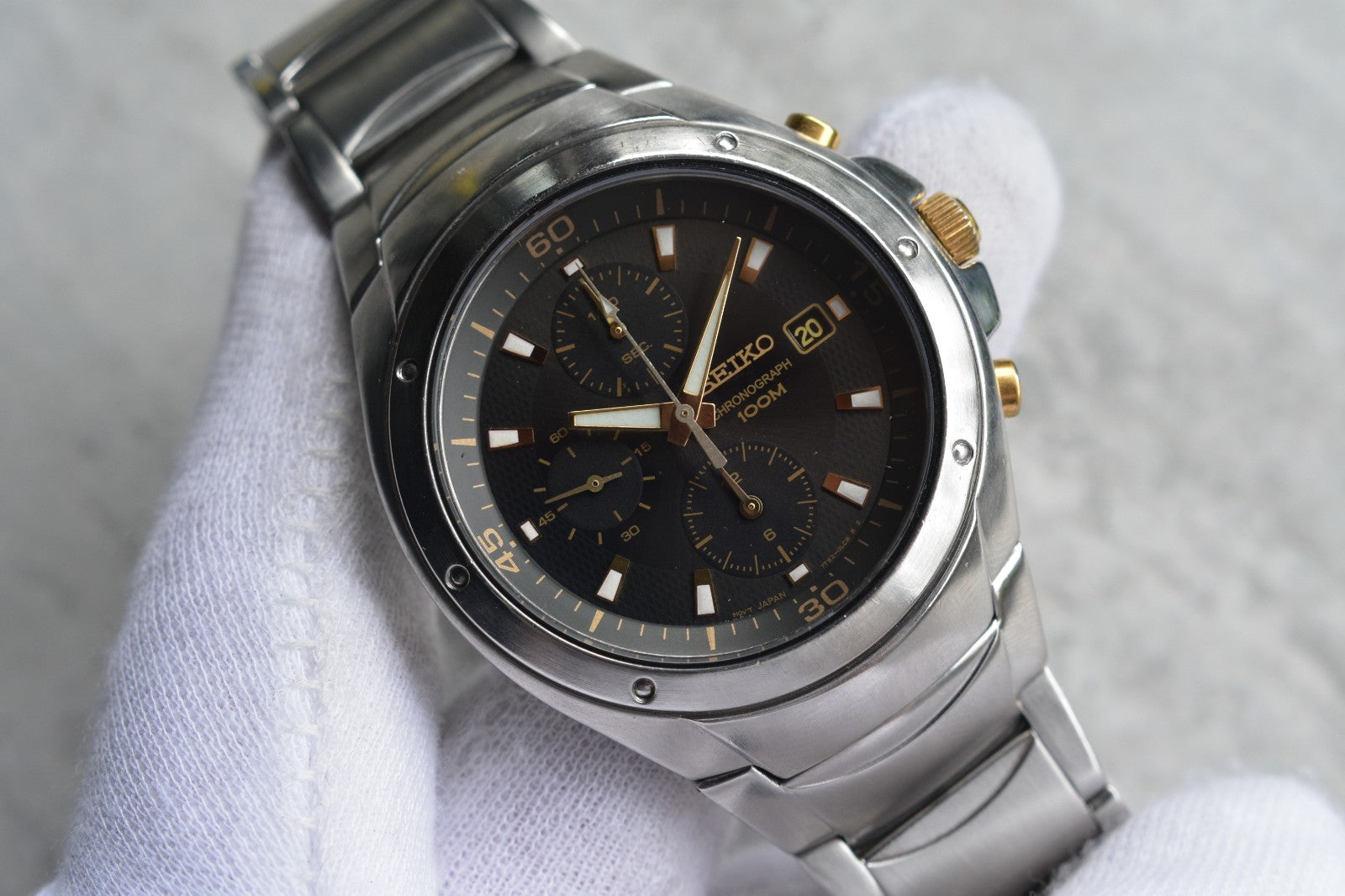 4d7505cb-e432-4439-8680-7607bd0828d6