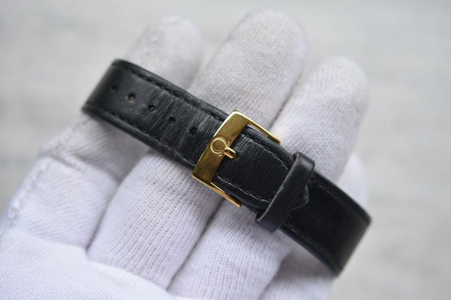 1973 Vintage Omega Gold Rare Men's Automatic Dress Watch Geneve Date Leather