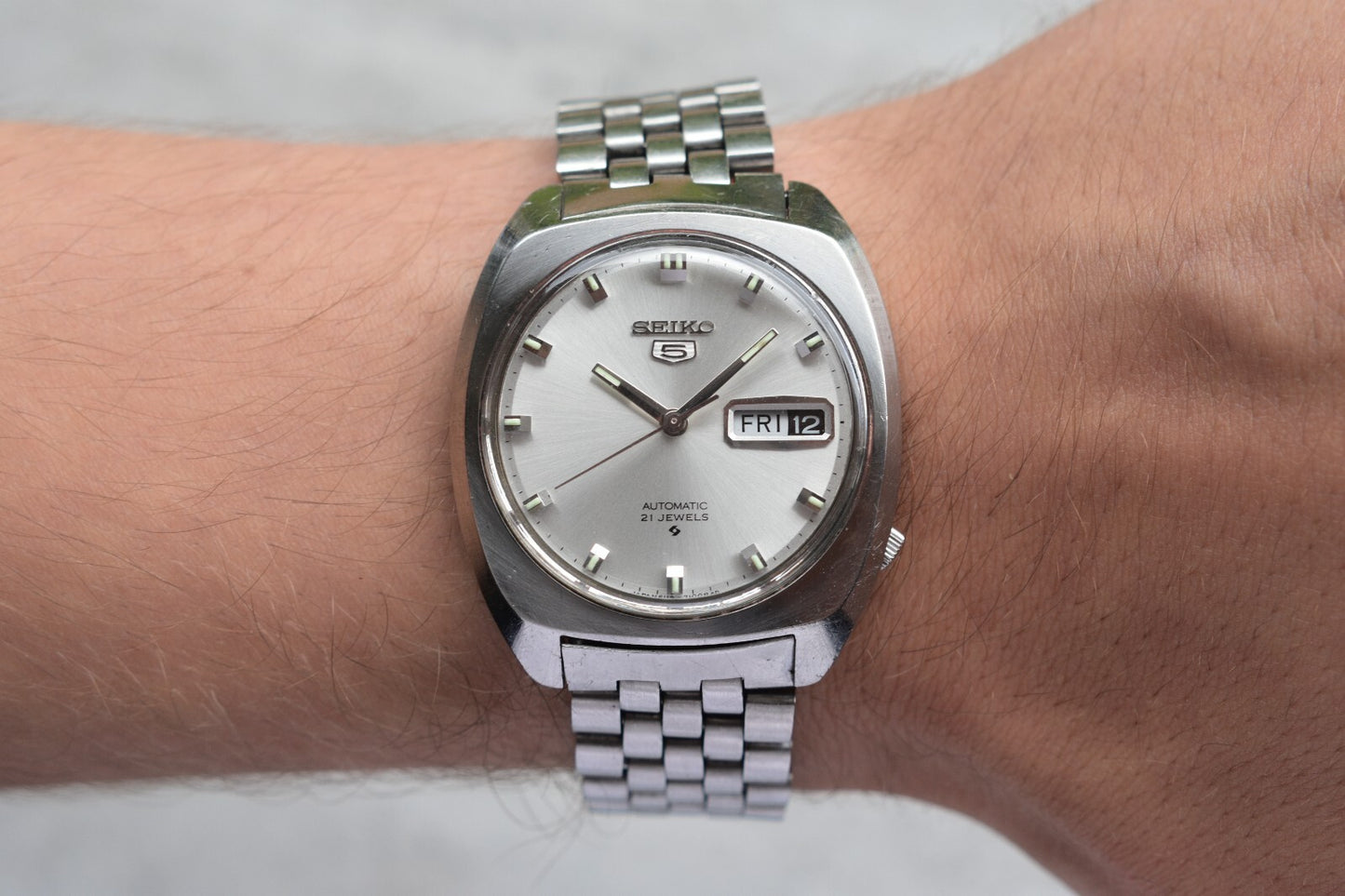 December 1968 Rare Vintage Seiko 6119 Automatic Bracelet Silver Sunburst Watch