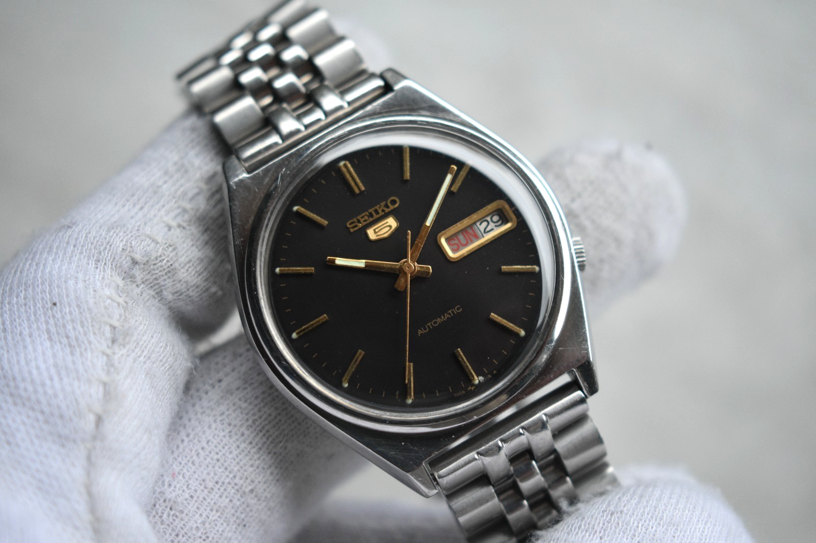 0de6830f-859b-4889-a63f-e3b40ab3d0c5