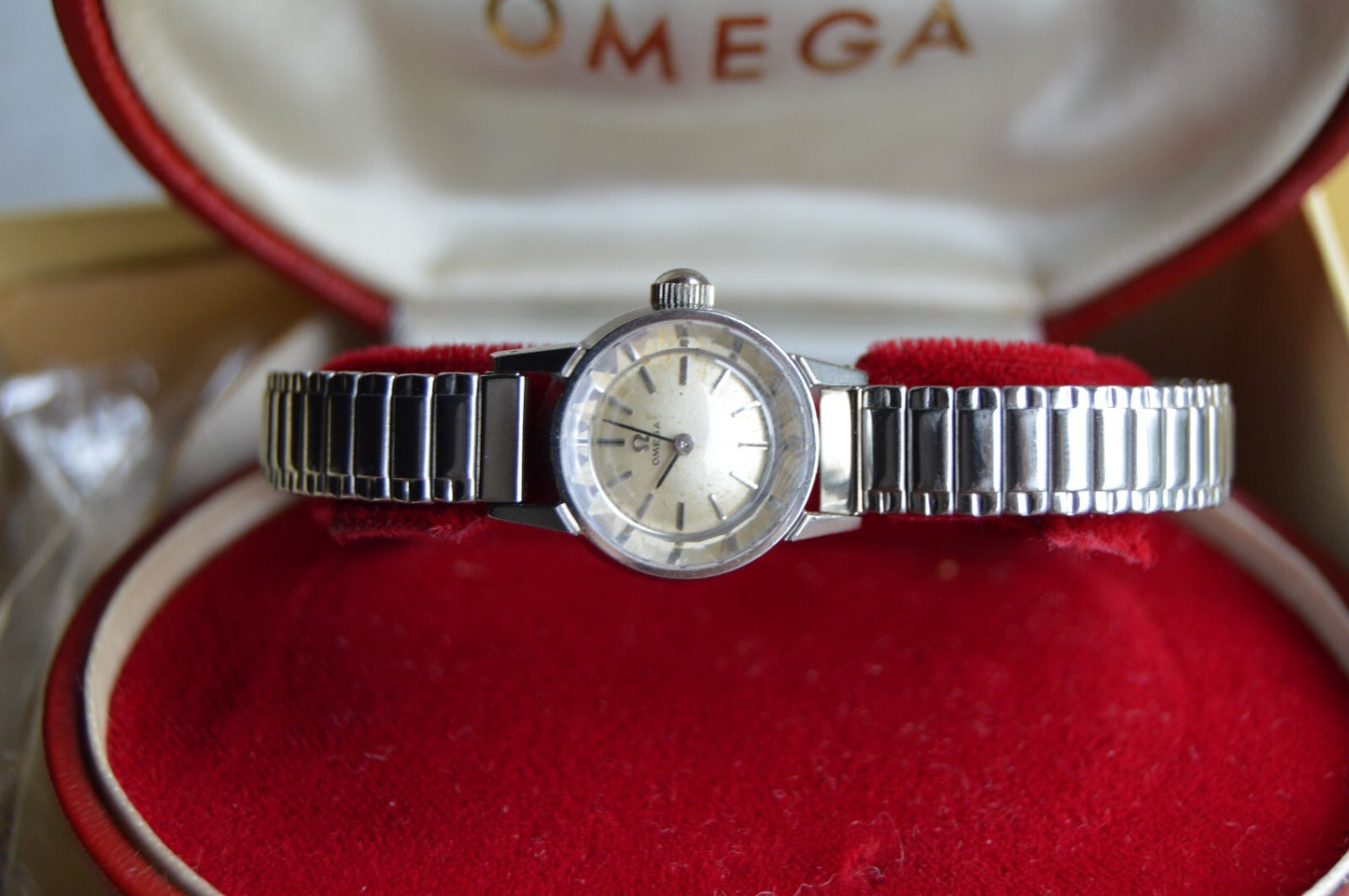25/04/1963 Fullset Omega Ladymatic Mechanical Ladies Watch Rare Box and Papers
