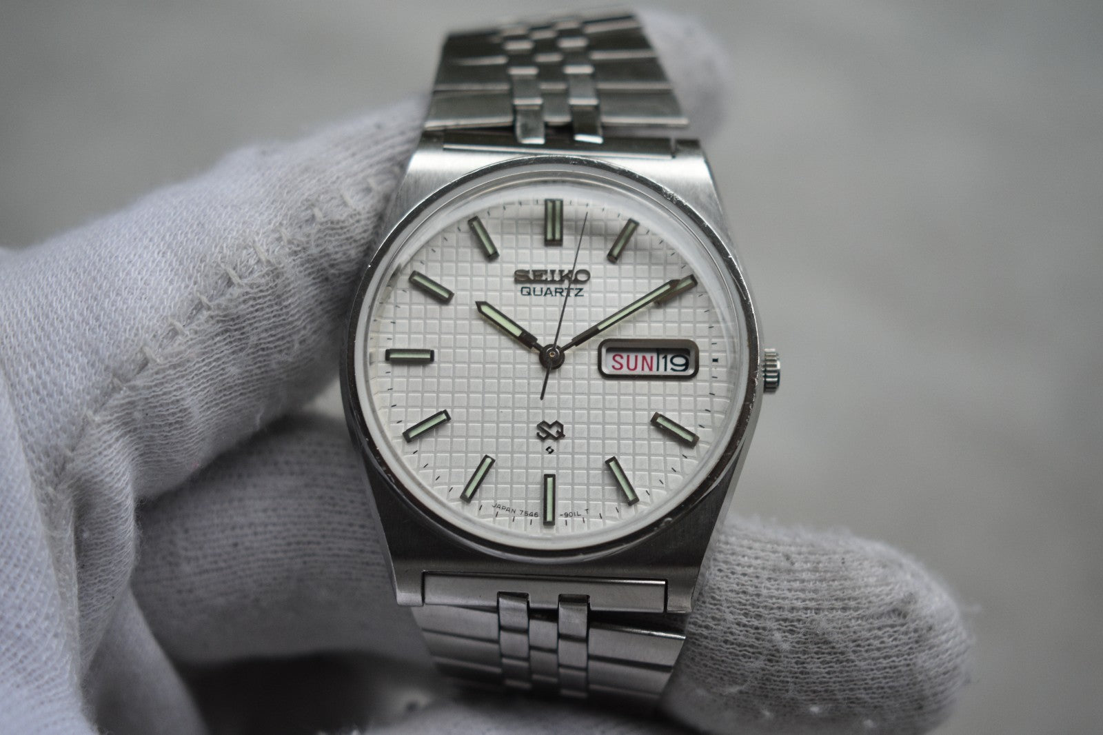 f8224174-0f85-4dde-8099-6f7b91c45035