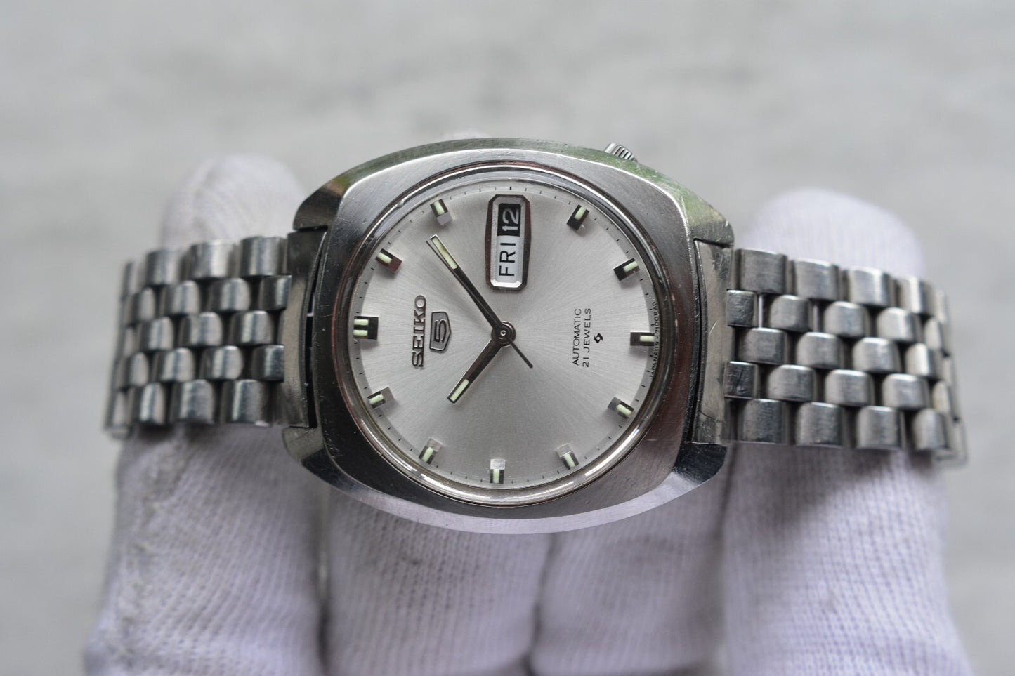 December 1968 Rare Vintage Seiko 6119 Automatic Bracelet Silver Sunburst Watch