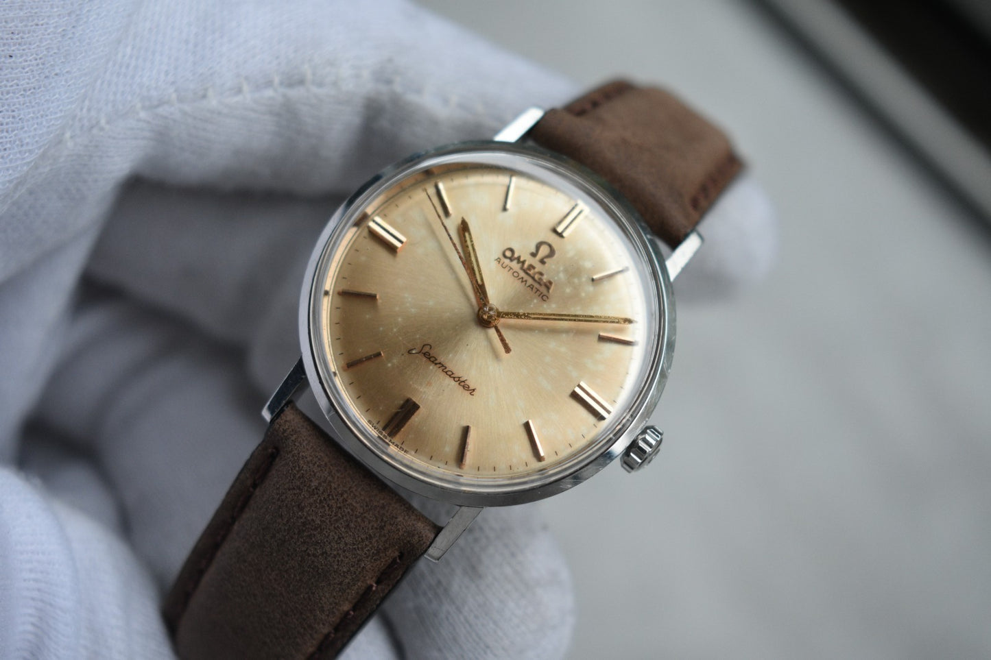 d8853959-2c81-45e2-bf11-378b25f942d9