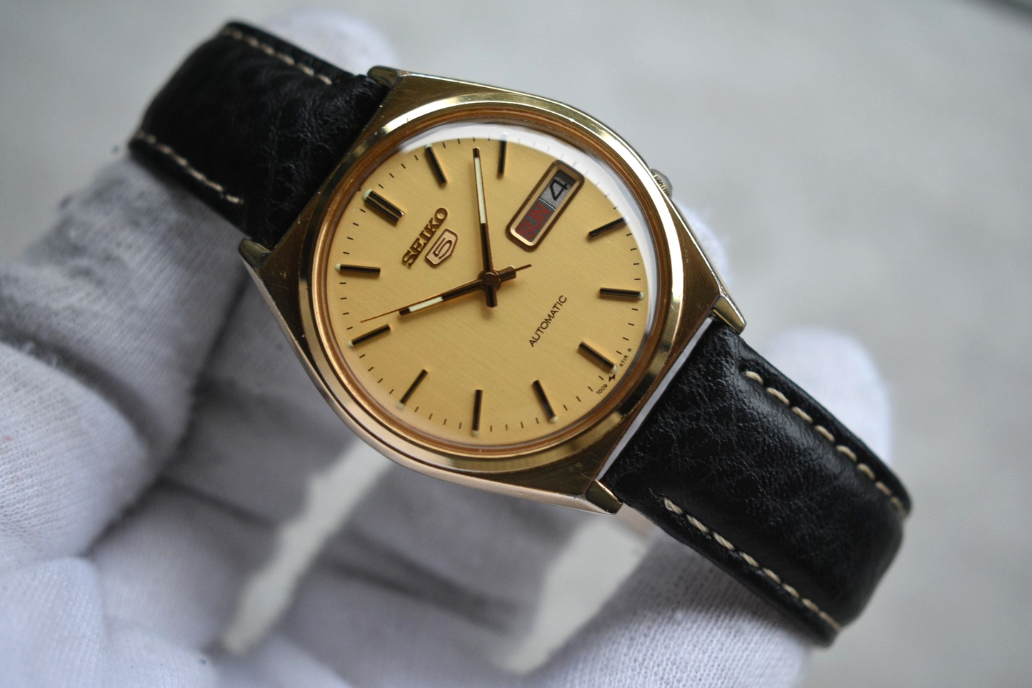 ecca2de3-1a0c-4a00-b780-aec635224221