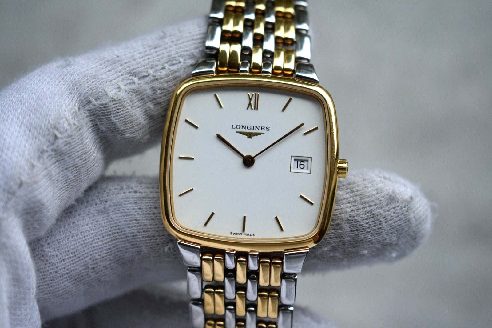 583b1f9d-6217-4294-9edd-43ed3346065f