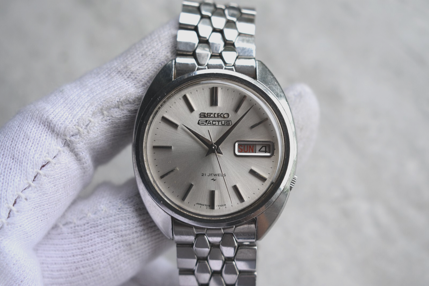 November 1970 Vintage Seiko Actus Kanji Automatic Bracelet Silver Sunburst Watch