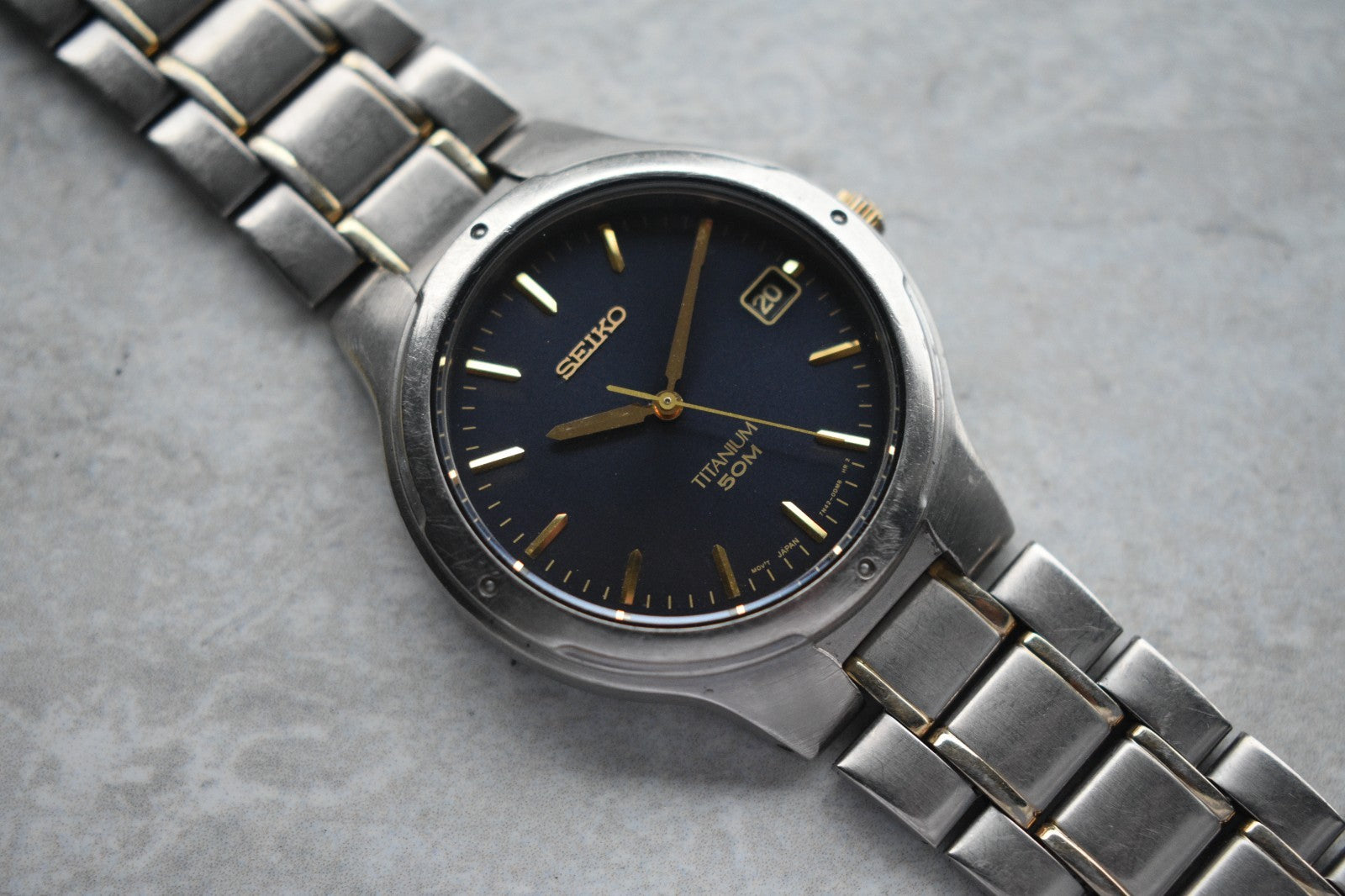 43f08c56-12ef-4fdf-97a3-abb739e02532