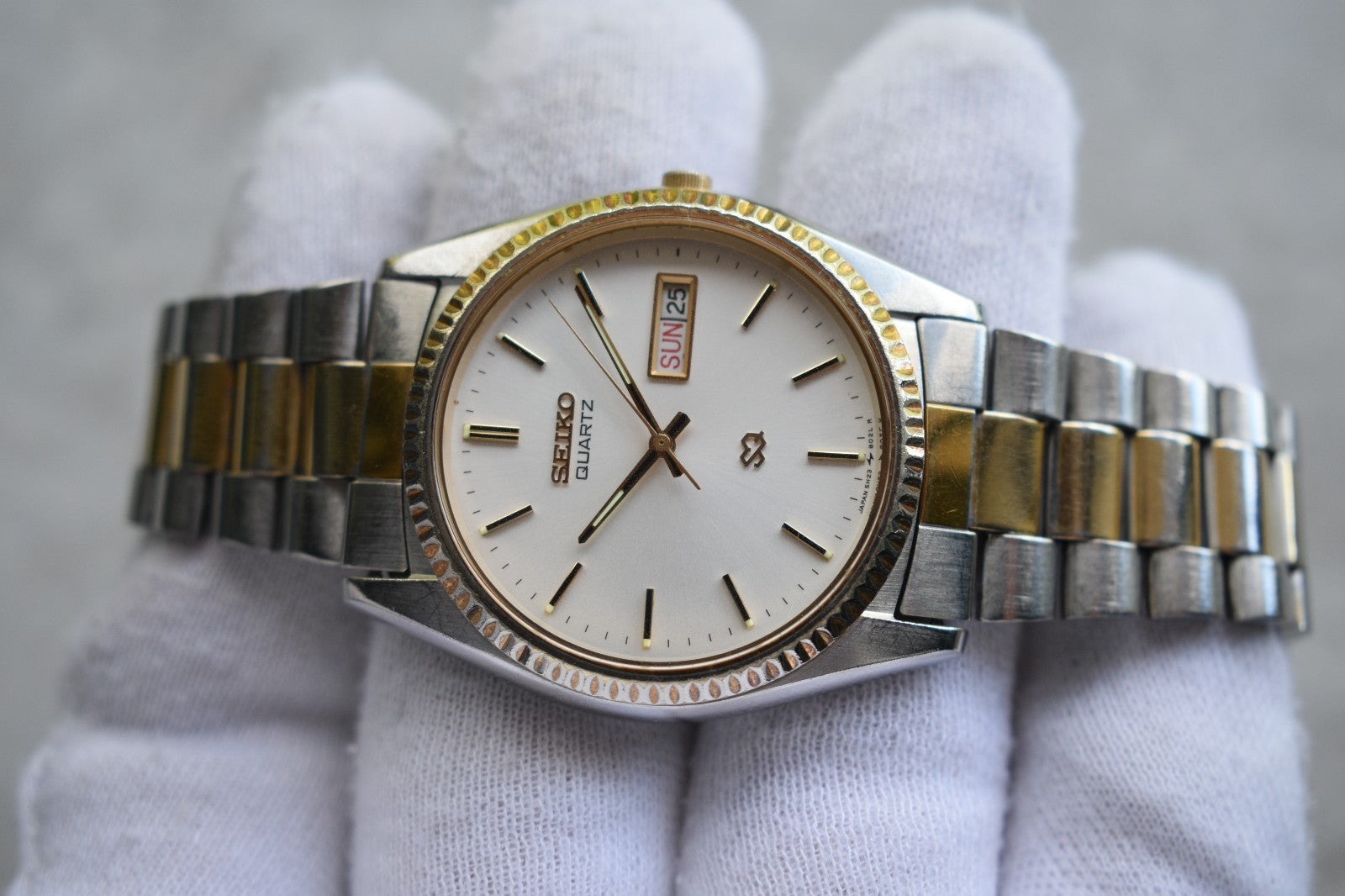 1f6306fd-afbf-4f0b-8527-6db081acec99