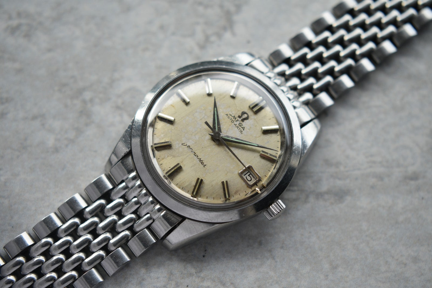 6de5785a-baf0-470c-bc2b-1ed852384c3a