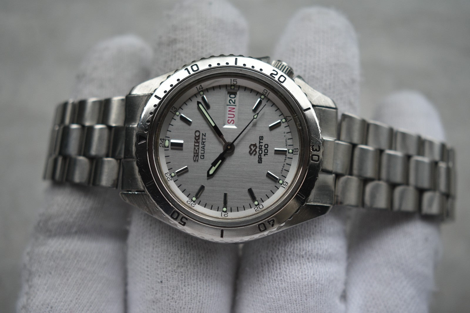 fe9d05fc-086e-403a-8997-a8d4ce969ae1