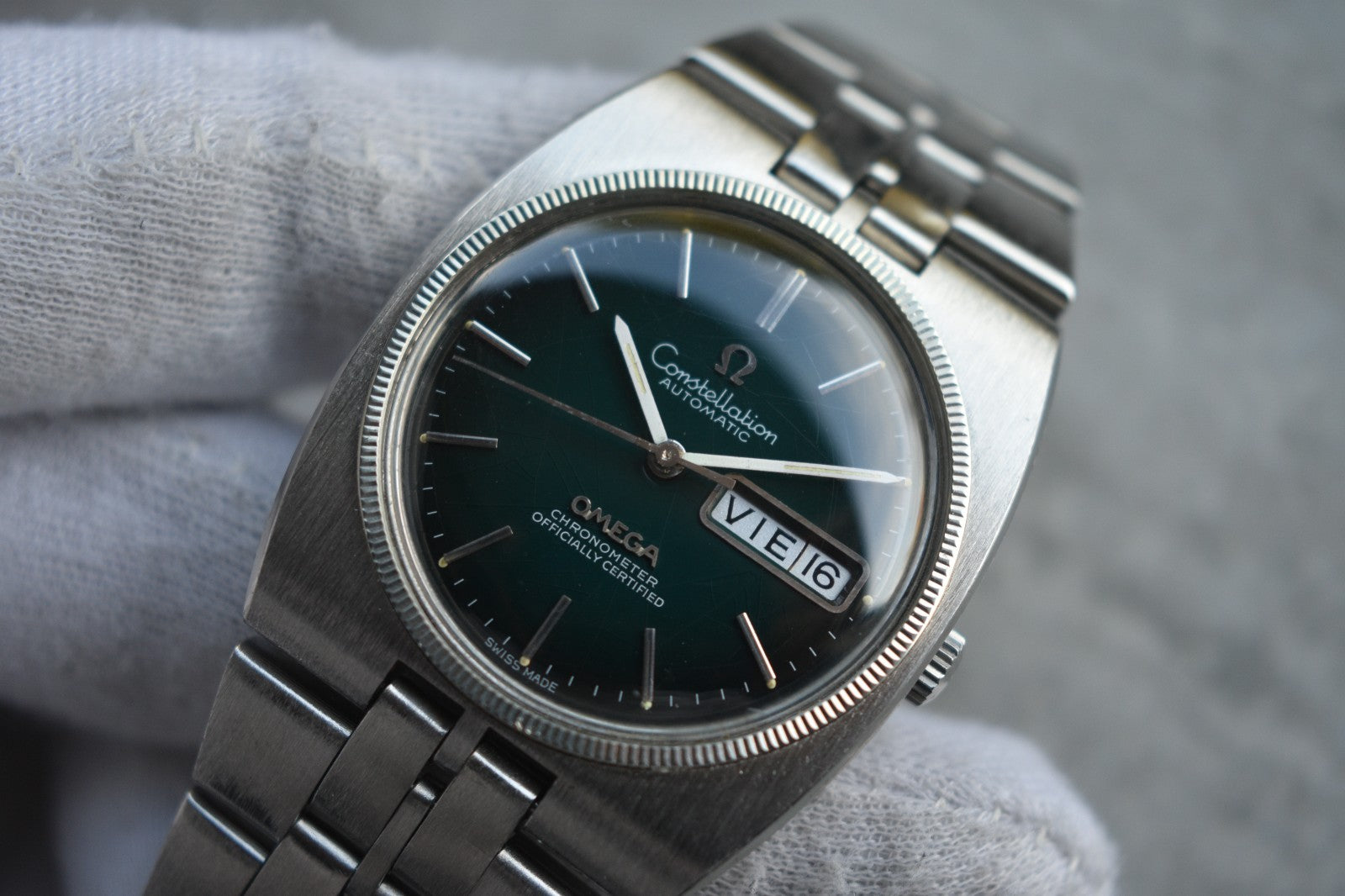 b09b2af6-9f91-4766-bc88-f8bf78eb134c