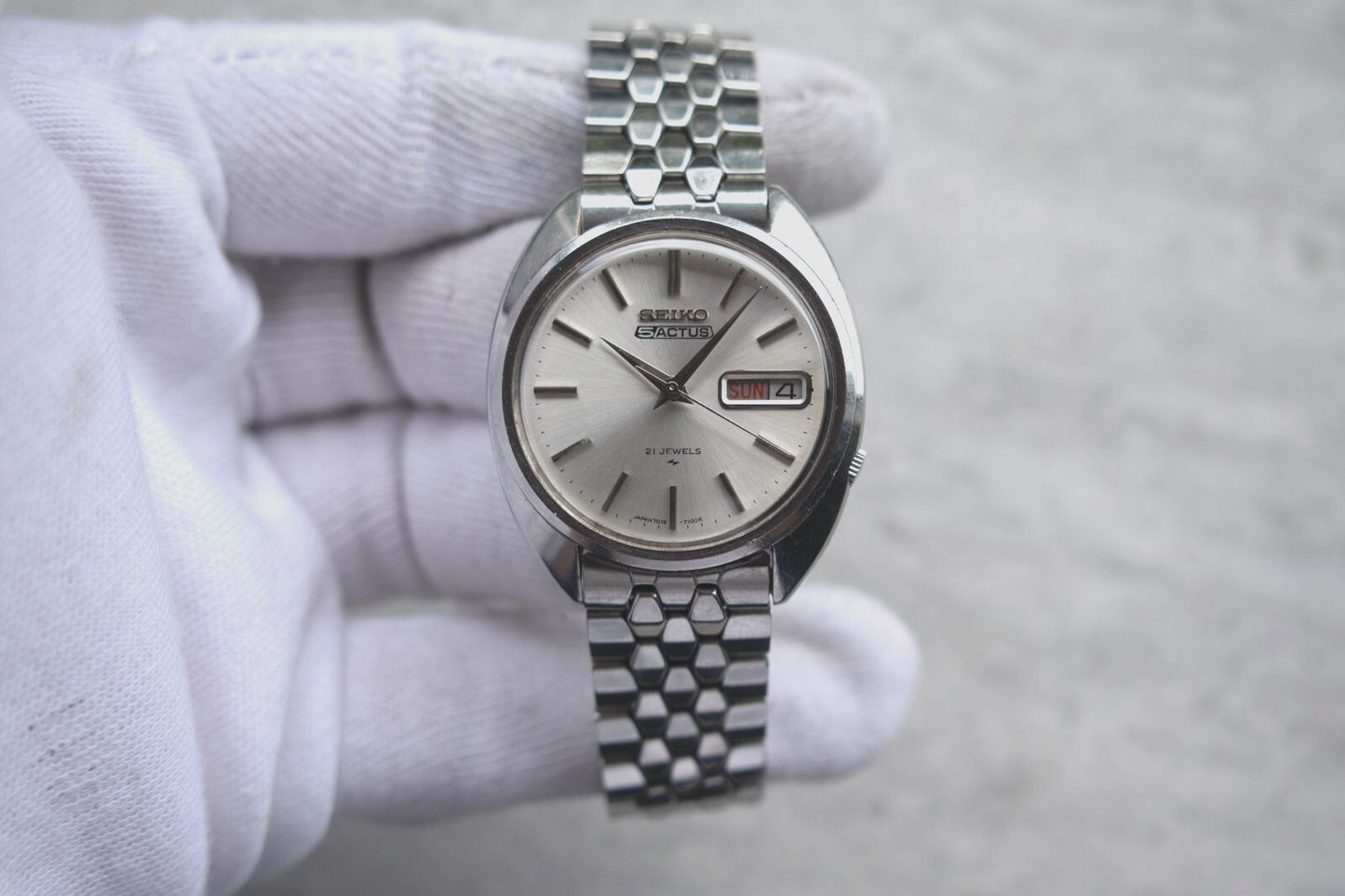 November 1970 Vintage Seiko Actus Kanji Automatic Bracelet Silver Sunburst Watch