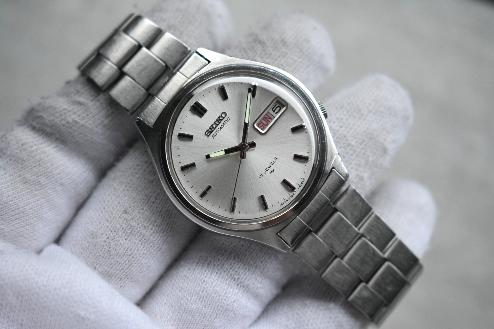 aee752af-7bf9-480a-b876-1512770274b1