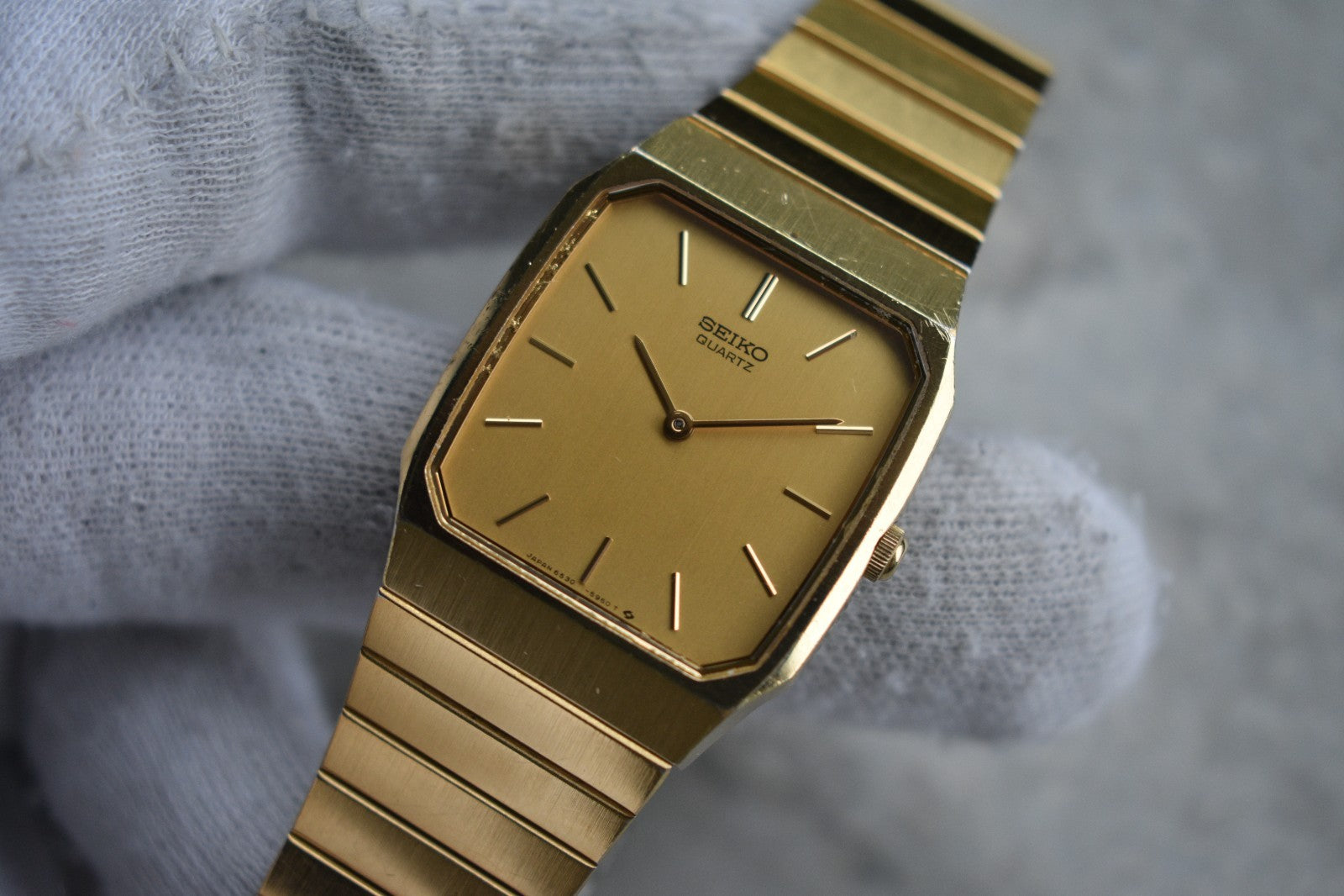 35c15e1f-3a52-42e4-ae37-559199e0844a