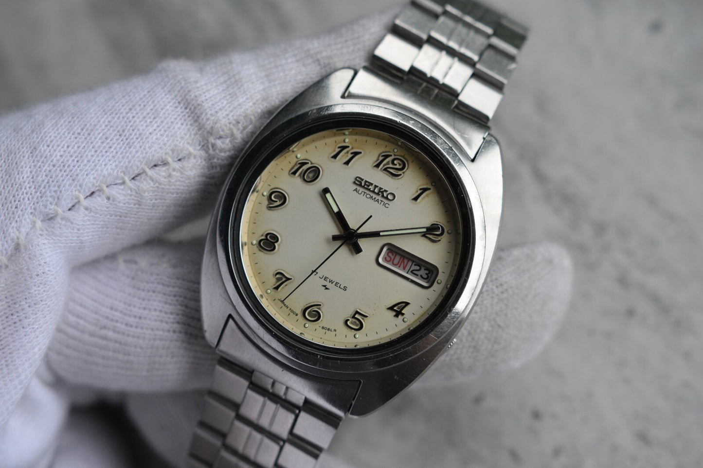32092399-5aef-4f4d-b53a-dfa80040b7ee