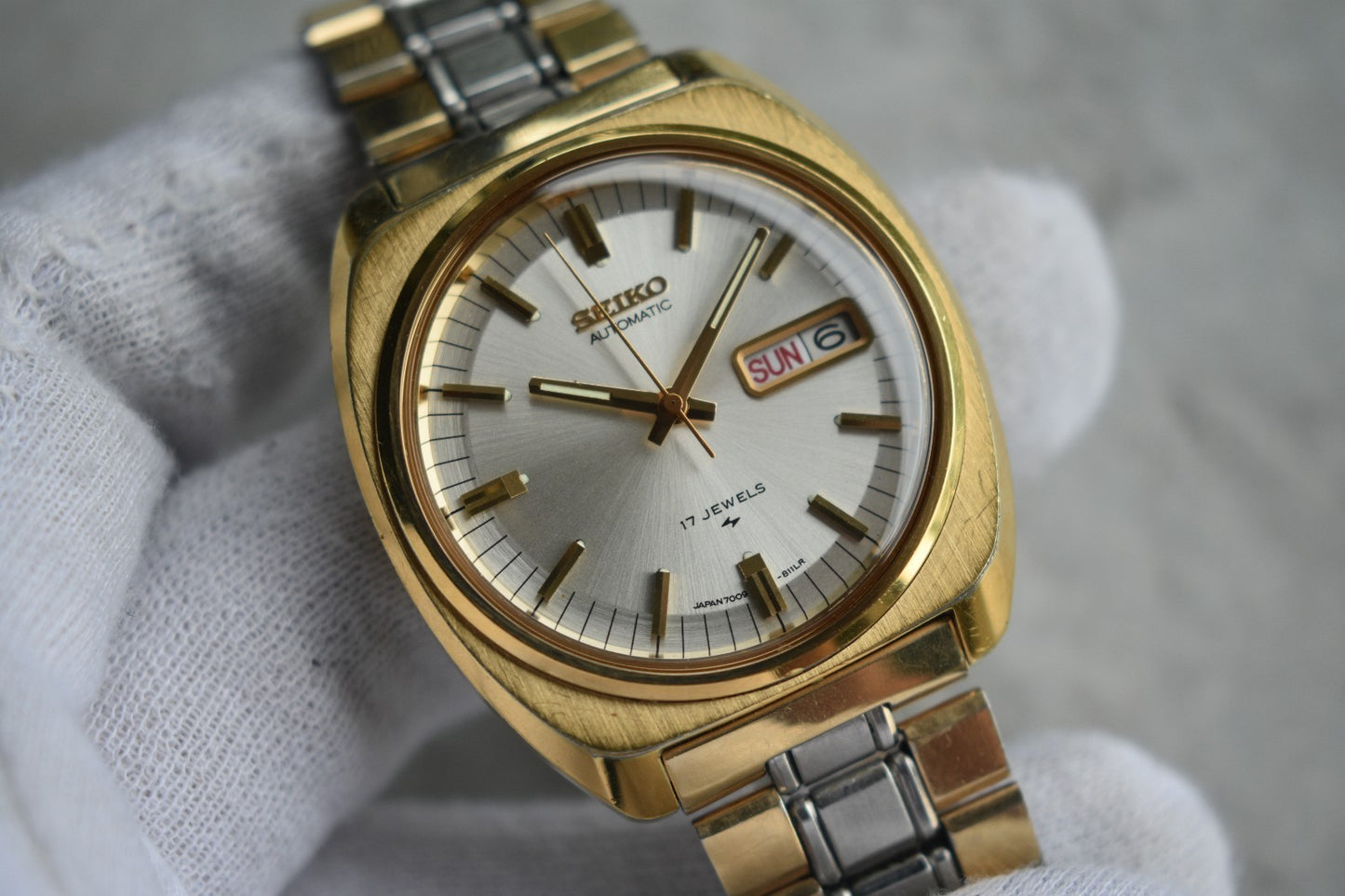 ac84c1f7-bd6d-4ec4-9808-b01699942aea