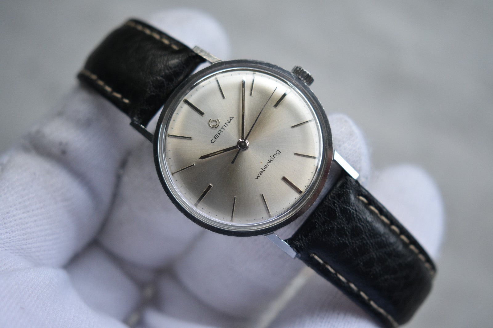 cad7ce88-a3fa-4f5d-abb0-26e3bc311a9b