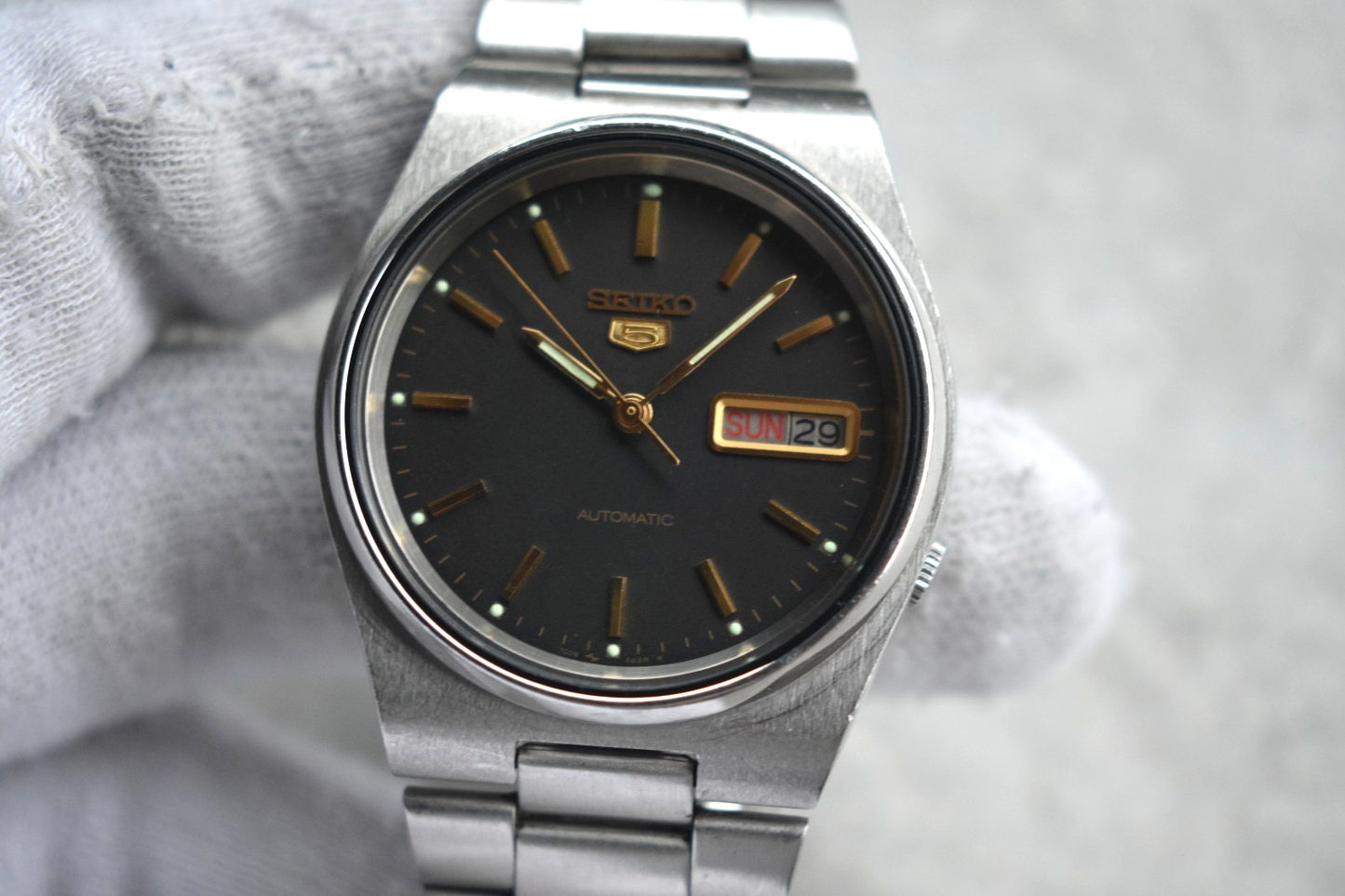 26c1d003-d56d-4603-a785-5863cbfa0619