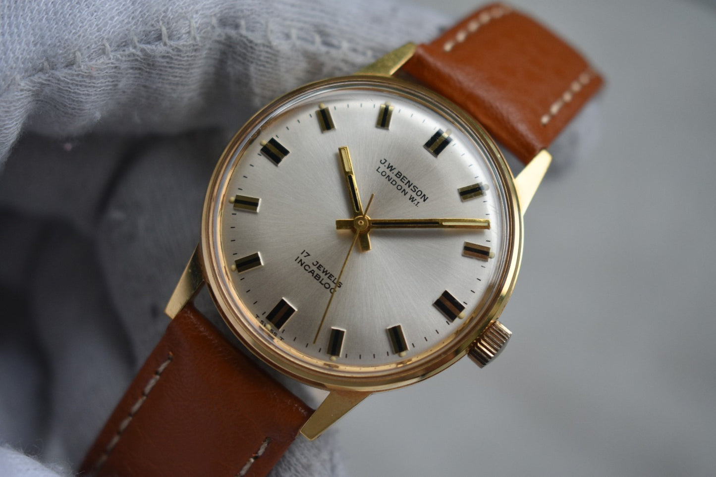 c4bee2a6-645b-4de0-b981-276369d7affb