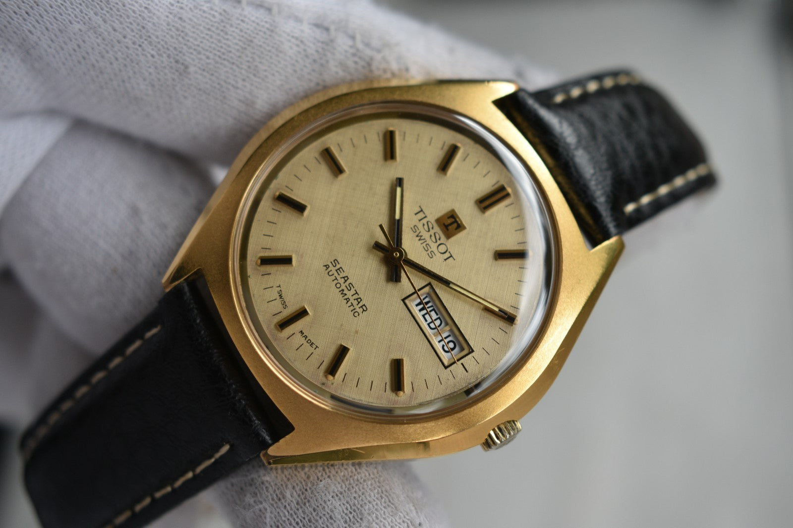 1f5577c8-7b35-43d1-b955-397aed2b1b2a
