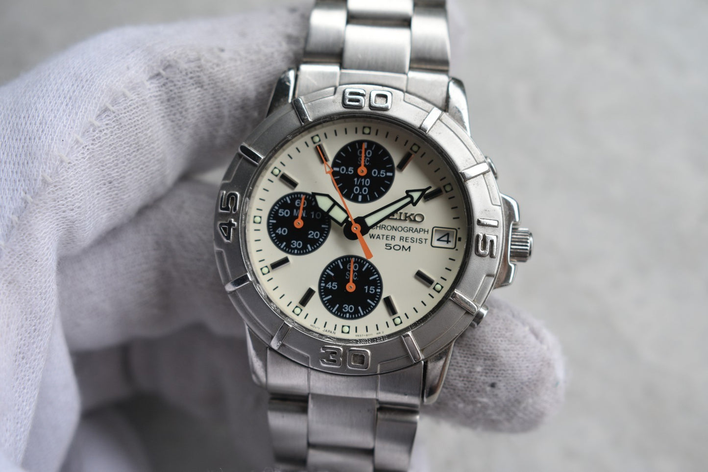 f9f43ac7-8098-4d75-bb78-42070046883c
