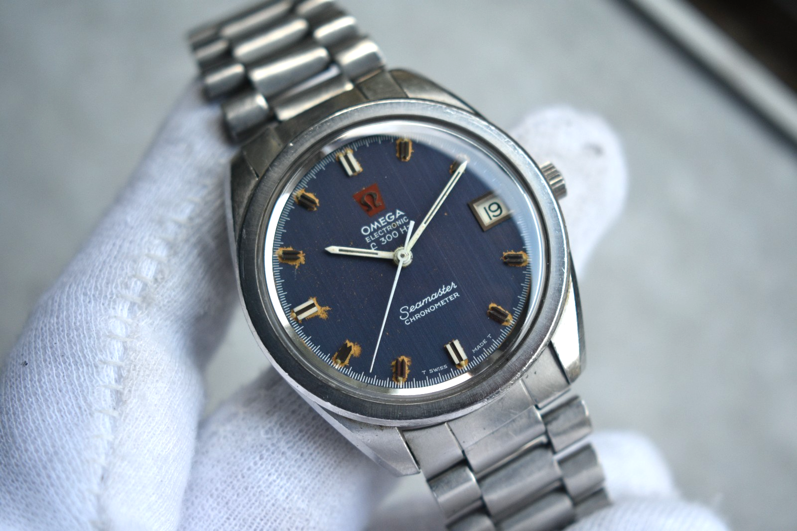 6cee450d-ccbb-44a4-8940-34e2ab22ec17