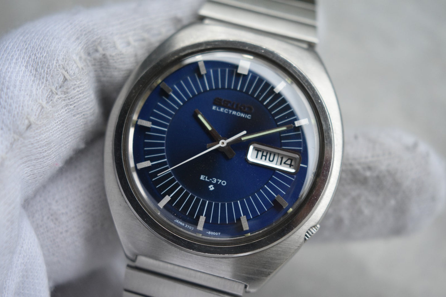 c9caadc8-5730-4491-85df-b7a826e37e49