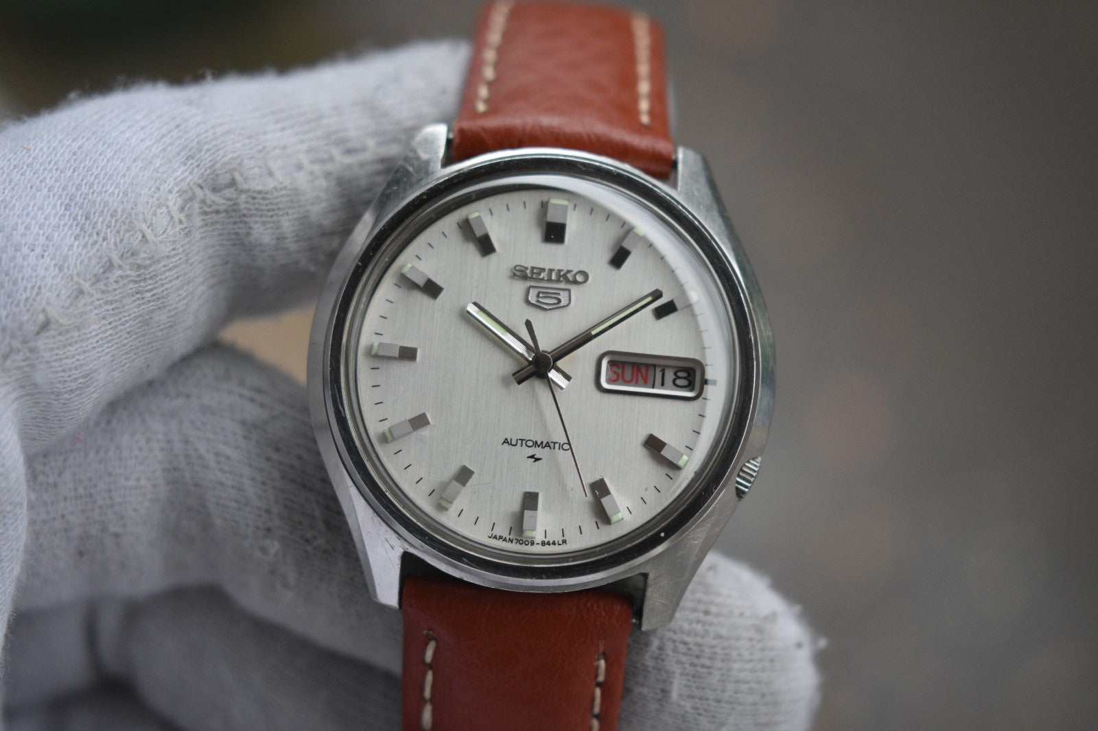 b0975285-bf7b-49aa-a35d-ff9610b5a014