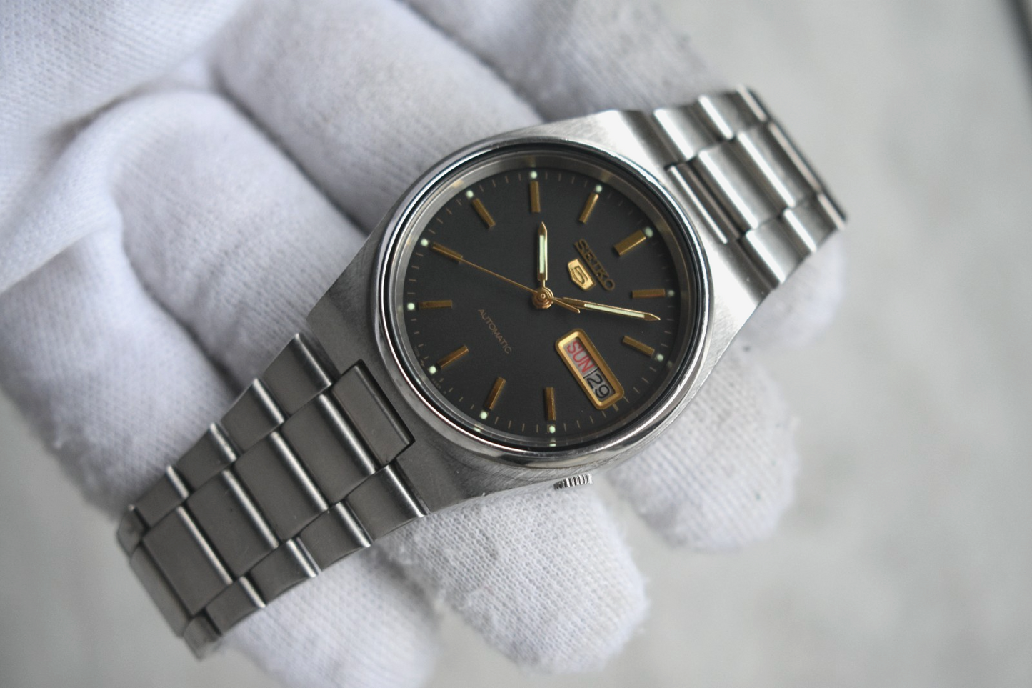 f97e5845-9a3f-436f-b766-78b23c9ad953