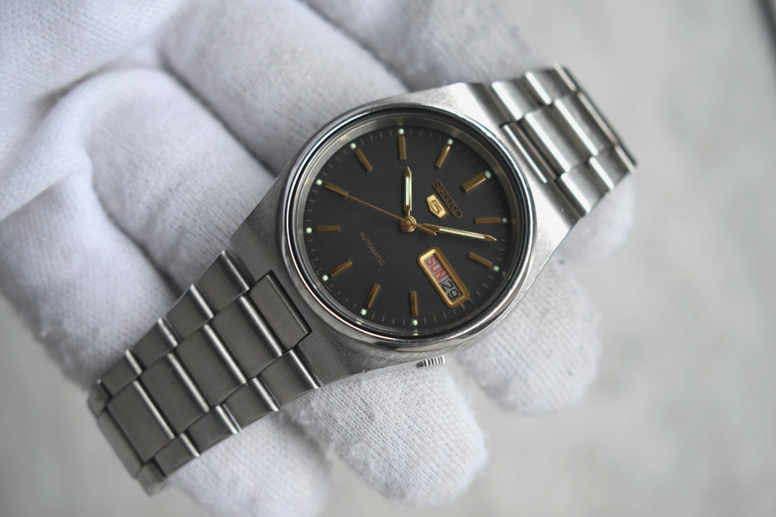 f97e5845-9a3f-436f-b766-78b23c9ad953