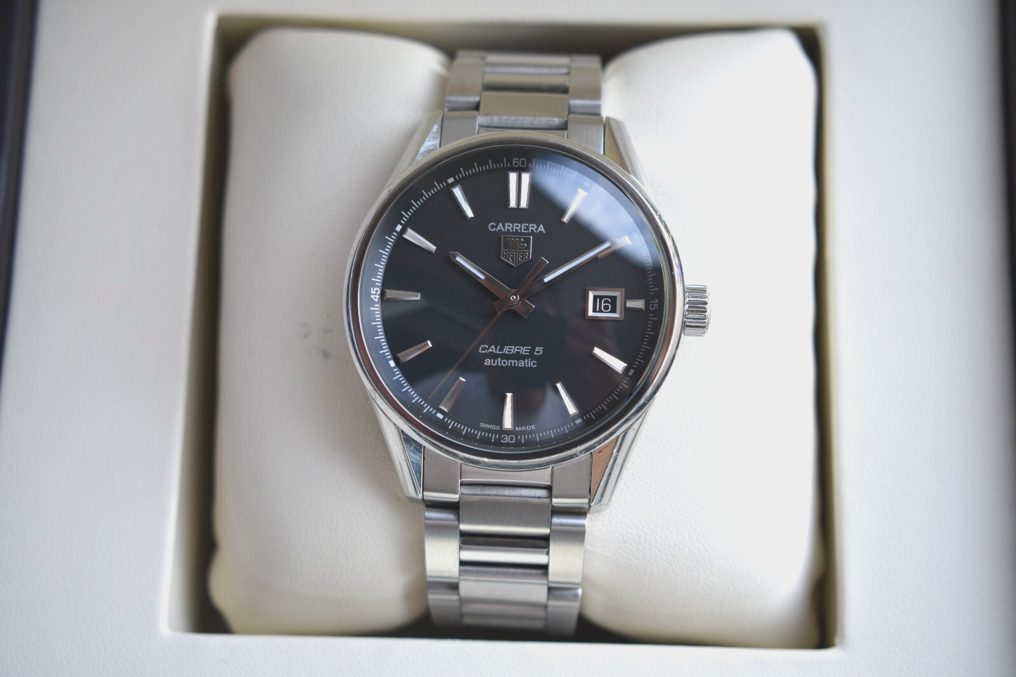 Tag Heuer Carrera Calibre 5 Men's Black Dial Automatic Bracelet Watch WAR211A