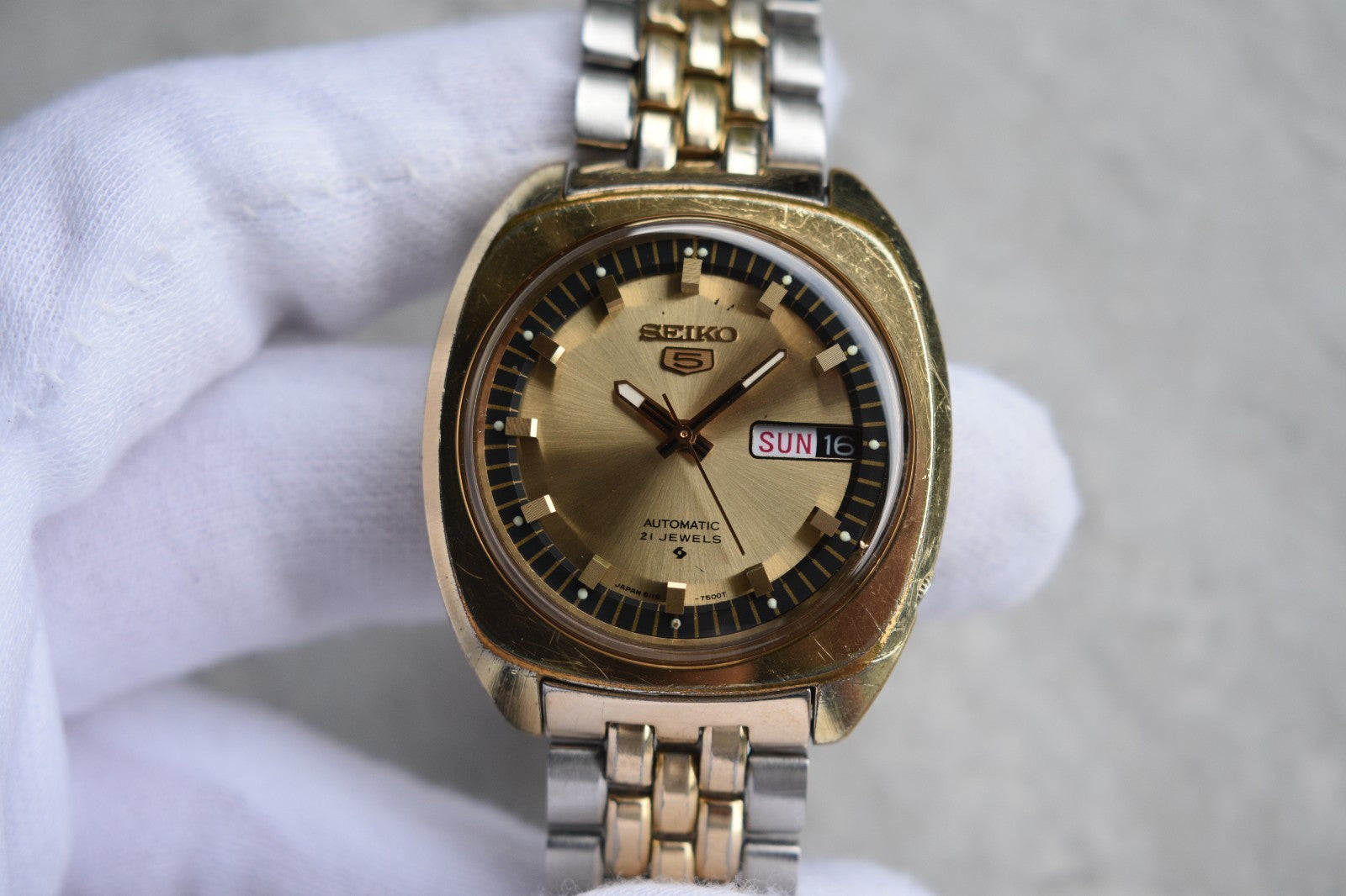 e48202da-f631-4a13-9c63-c6d3a0e2353a