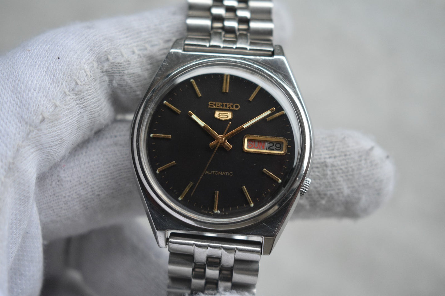 798a1294-3a08-433c-810a-0e1cb623eaa5