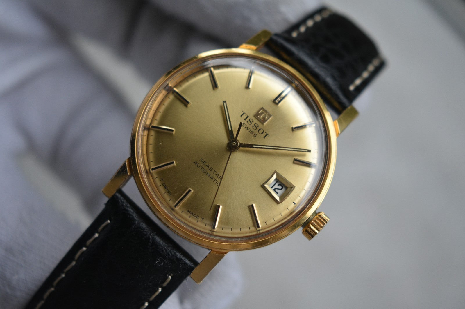 ee9ede01-a32b-4c84-a3a3-f2b72f94a456