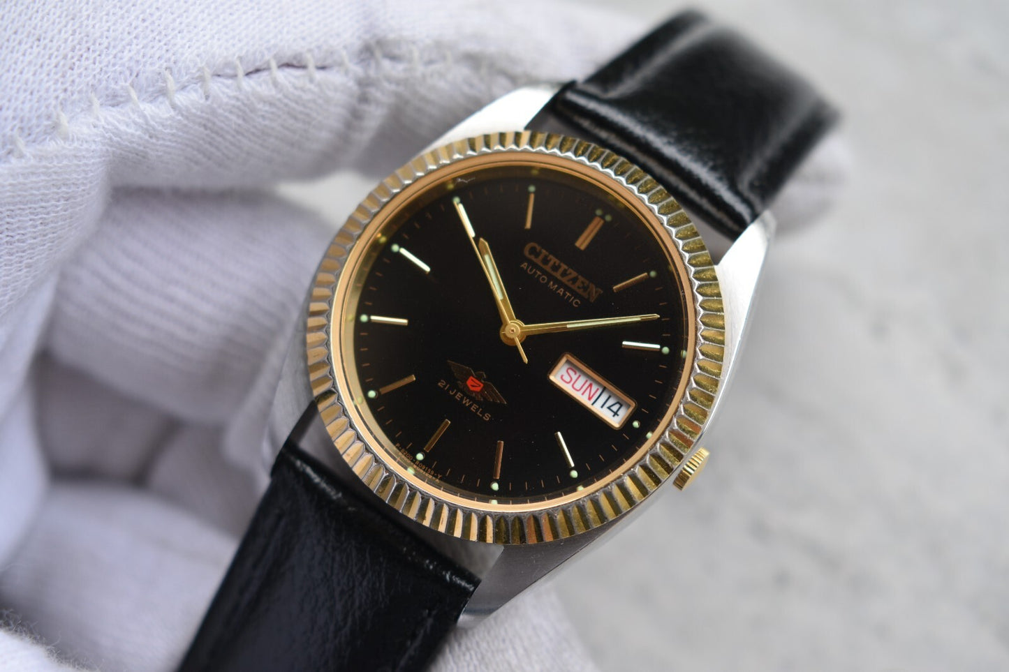 May 1997 Vintage Citizen Eagle 7 Automatic Men's Fluted Black Dial Leather Watch