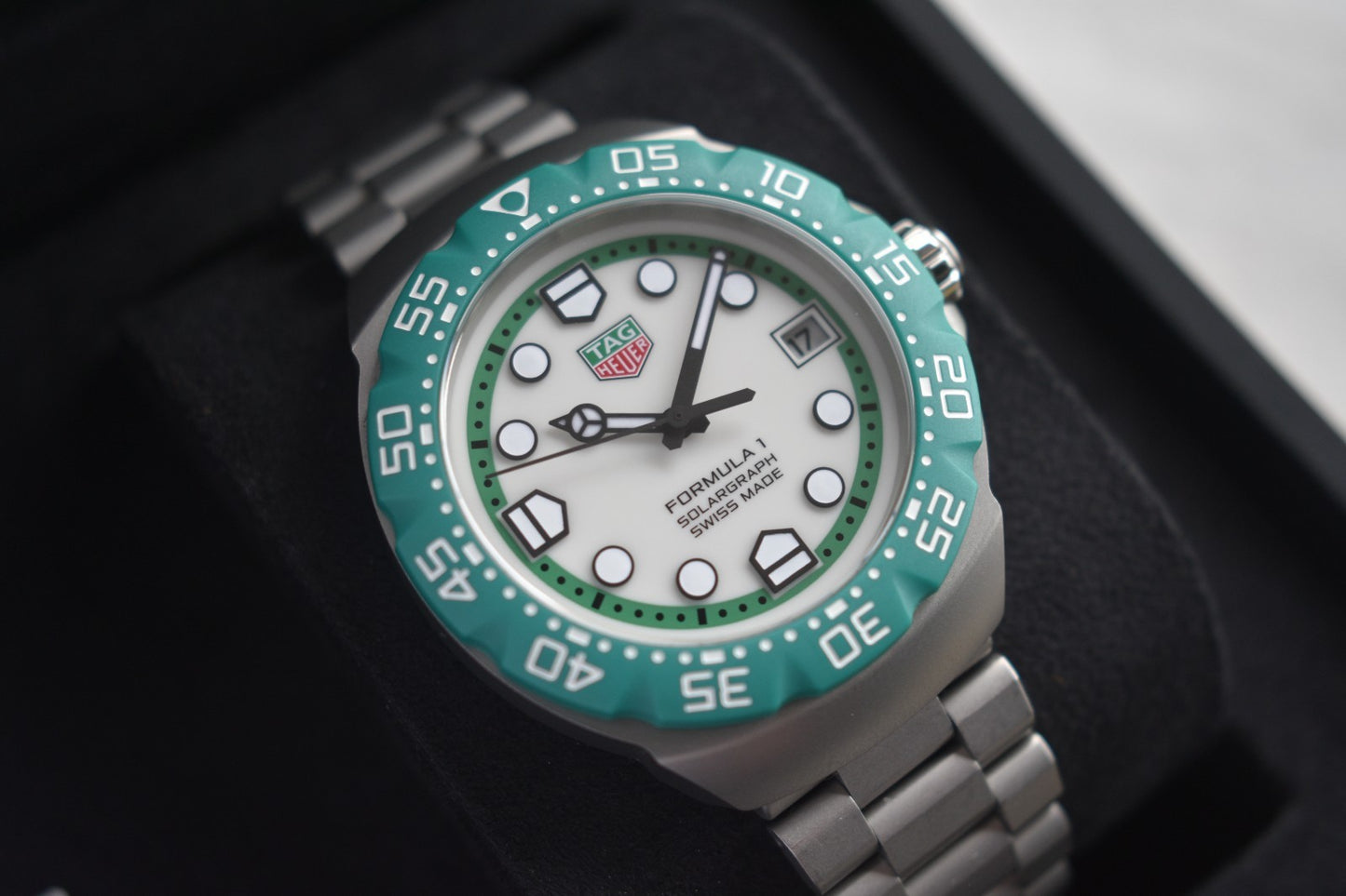 f4460125-e9df-4943-8f0b-46c1e9111ac5