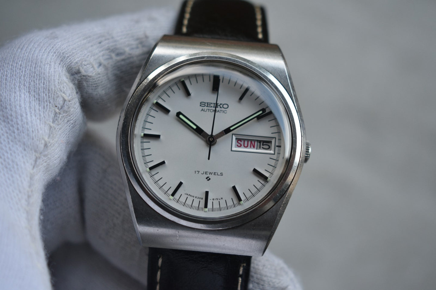 d337b081-4256-453d-96ea-e628391715a0