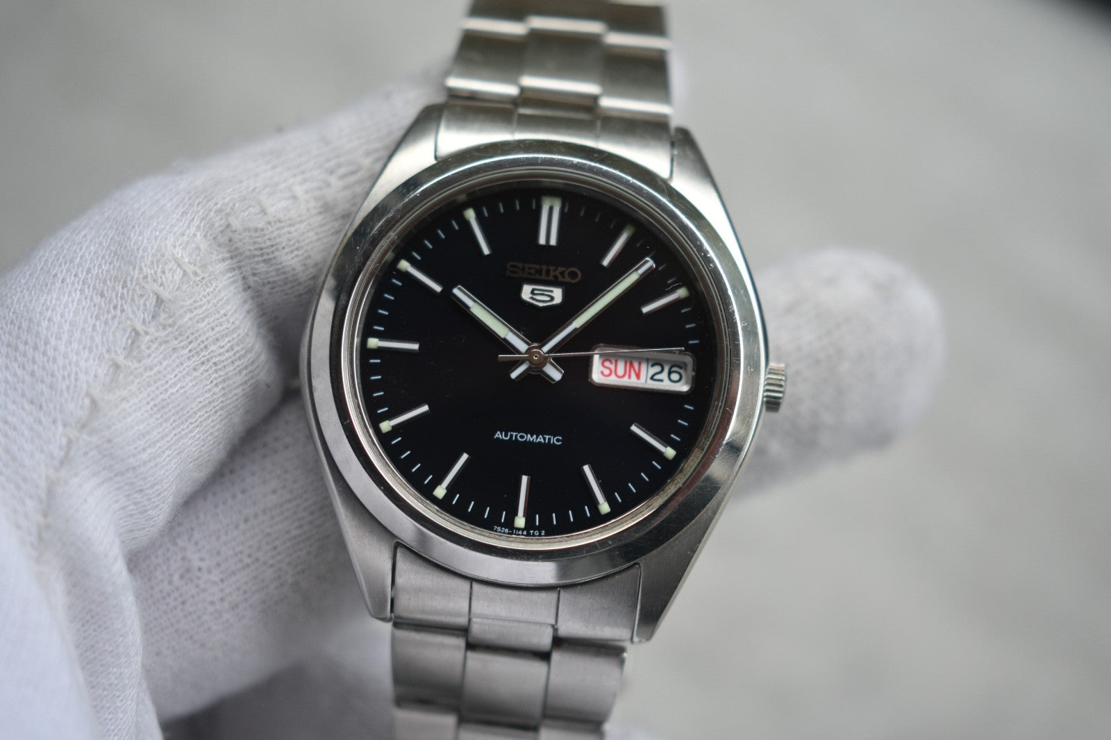 1ef633c9-3928-4864-a321-a08239664489