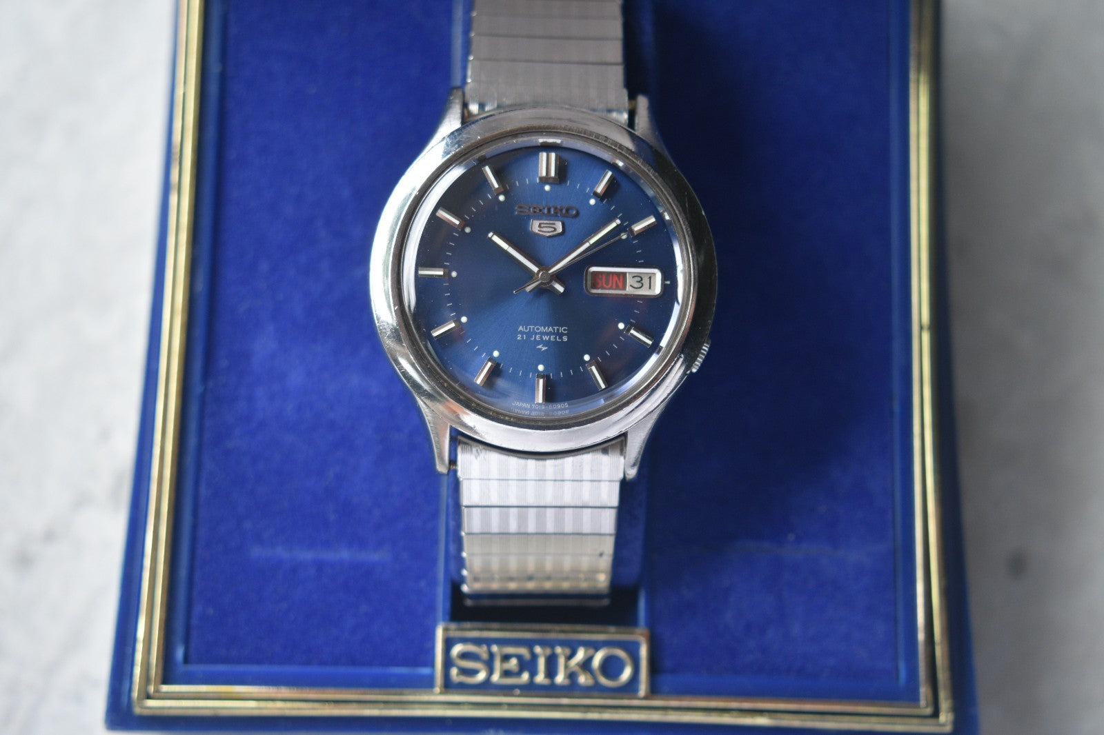 bc22d6fc-c0ad-43f3-830a-02d7cca34147