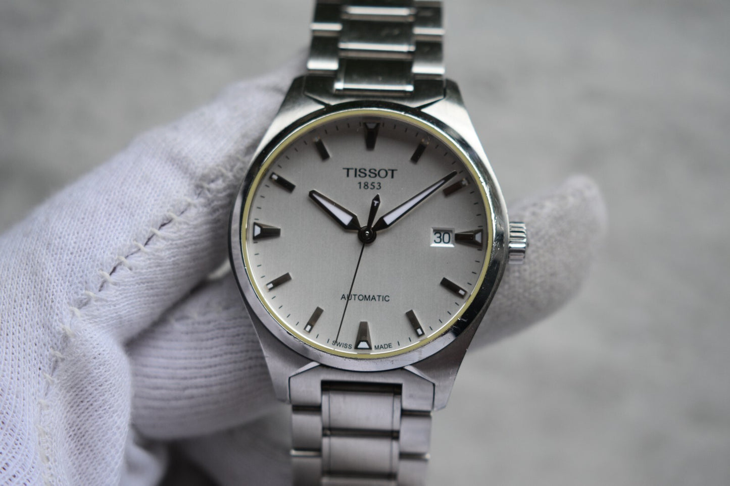 Tissot Grey Dial Automatic Men's Steel Bracelet Watch Display Caseback